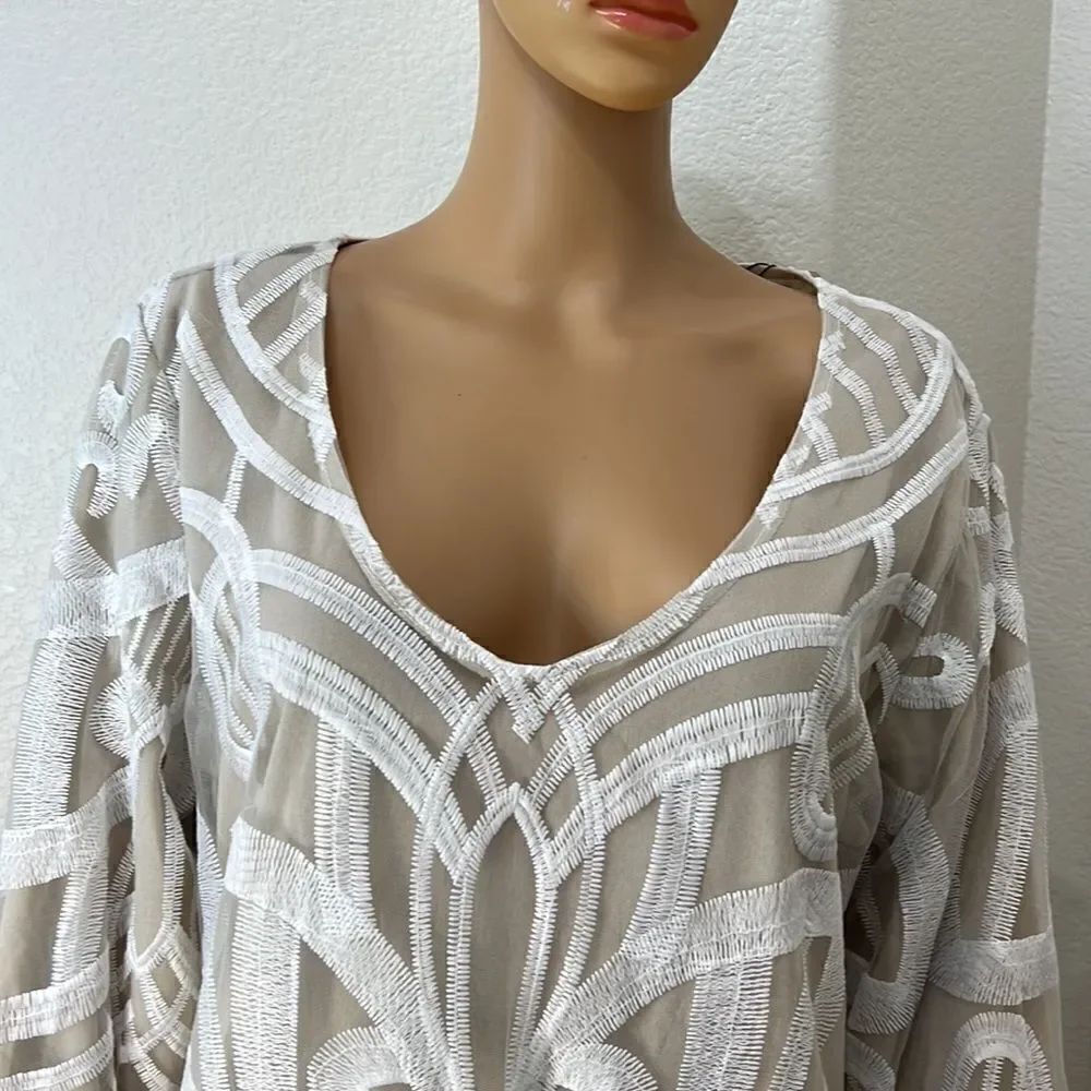 Sheilay Dress Size 3XL Sheer White Embroidered Beige Lining V Neck Long Sleeve - Picture 2 of 9